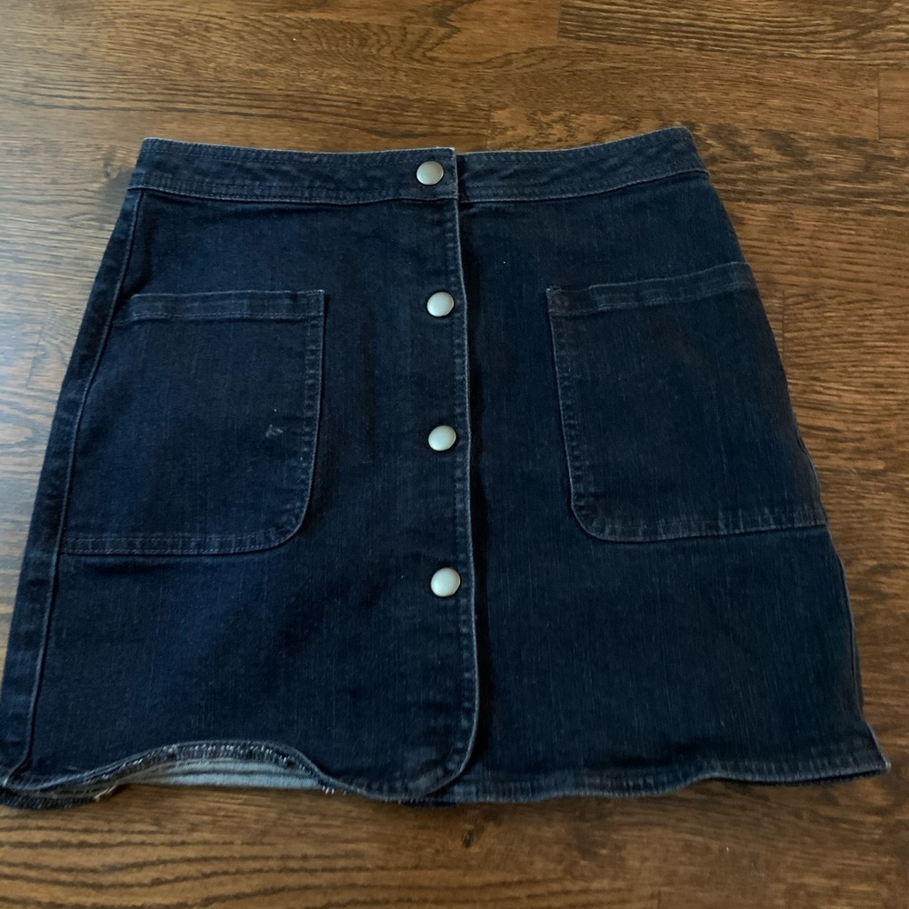 Hinge jean skirt